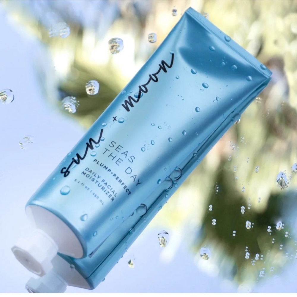 NEW Sun+Moon Seas the Day Moisturizer NIB gift skincare fine lines dewy‎ skin